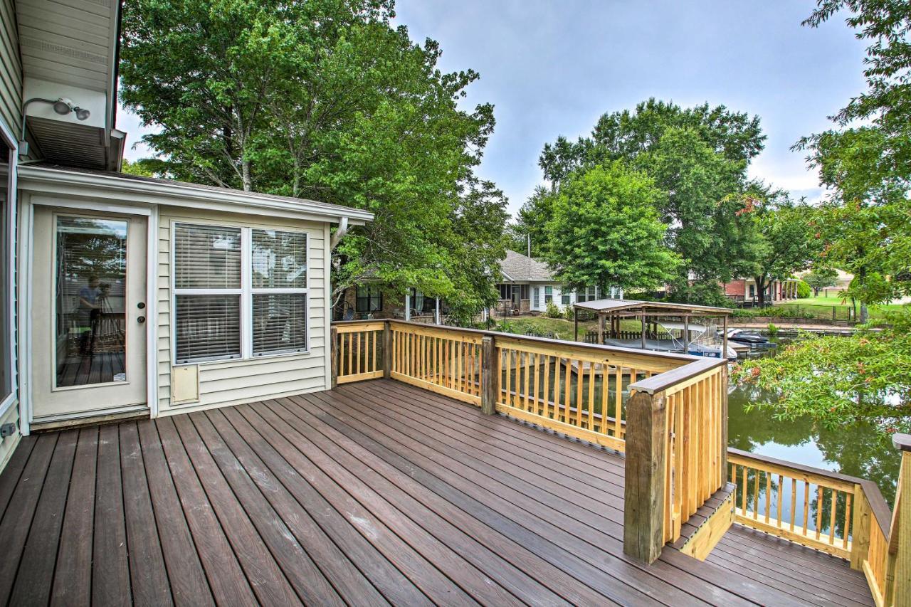 Lakefront Home With 2-Tier Deck And Boat Parking! Hot Springs Eksteriør bilde